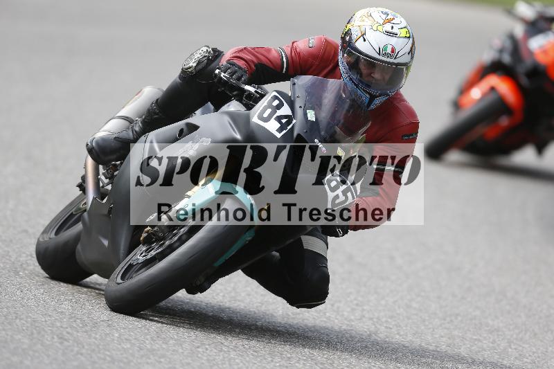 /37 28.07.2025 Dunlop Ride und Test Day ADR/Trackday Erfahren gelb Trackday schnell  rot/85